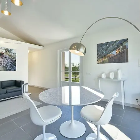 Chic X 2 Villa